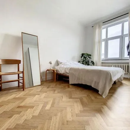 Rent this 1 bed apartment on Square de la Résidence - Residentiesquare 6 in 1050 Ixelles - Elsene, Belgium