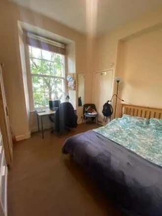 Image 4 - 14 Panmure Place, City of Edinburgh, EH3 9HP, United Kingdom - Apartment for rent