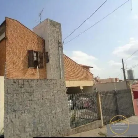 Buy this 3 bed house on Rua Hugo Sobreira Bertolai Filho in Jardim Pagliato, Sorocaba - SP