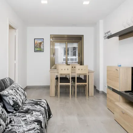 Image 4 - Carrer d'Orient, 08904 l'Hospitalet de Llobregat, Spain - Apartment for rent