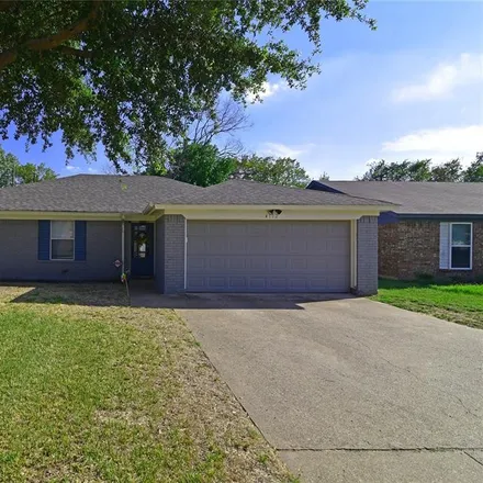 Buy this 3 bed house on 4112 Willow Springs Drive in Arlington, TX 76001