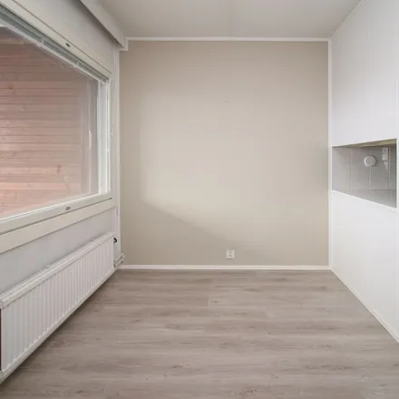 Rent this 2 bed apartment on Maarinkunnaantie 10 in 01370 Vantaa, Finland