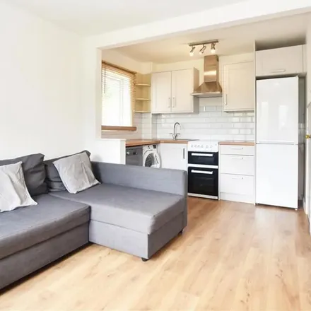 Rent this 1 bed apartment on Glen Walk in London, TW7 7PT