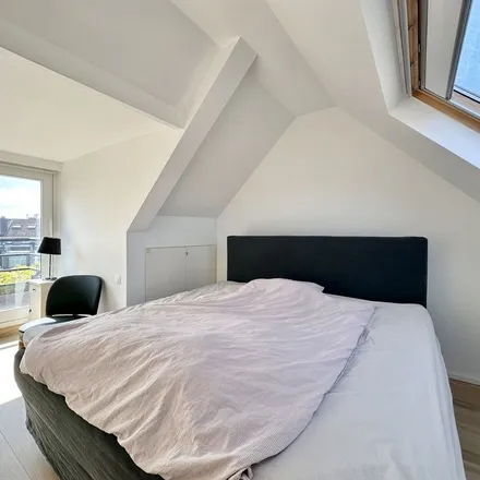 Rent this 2 bed apartment on Avenue Adolphe Buyl - Adolphe Buyllaan 110B in 1050 Ixelles - Elsene, Belgium