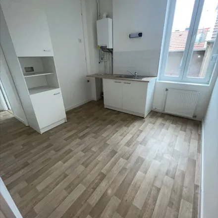 Rent this 4 bed apartment on 2b Place Giraud in 54400 Longwy, France