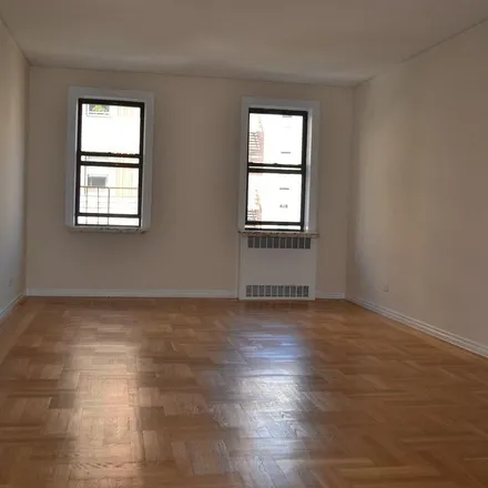 Image 6 - 205 Pinehurst Avenue, New York, NY 10033, USA - Apartment for rent