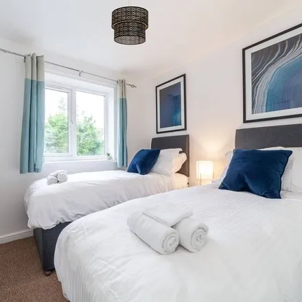Rent this 2 bed apartment on Runnymede in TW20 8XF, United Kingdom
