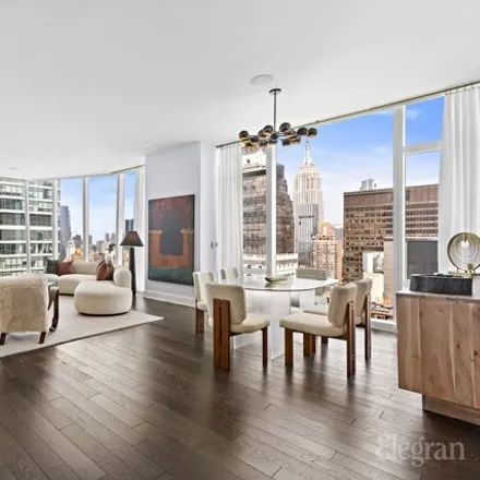 Image 3 - 45 East 22nd Street, New York, NY 10010, USA - Condo for sale