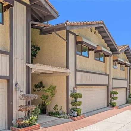Rent this 3 bed townhouse on 60 East Highland Avenue in Sierra Madre, CA 91024