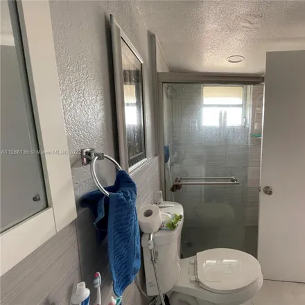 Image 4 - 3901 Southwest 112th Avenue, Westwood Lake, Miami-Dade County, FL 33165, USA - Apartment for rent