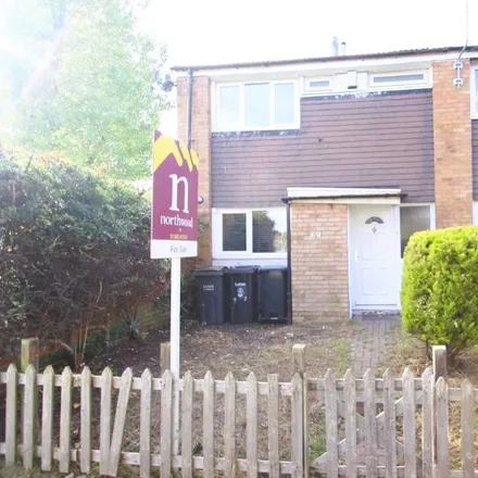 Image 1 - Thrales Close, Luton, LU3 3RR, United Kingdom - Townhouse for rent