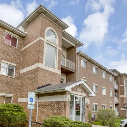 Rent this 2 bed condo on North Swift Road in Addison, IL 60143