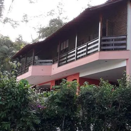 Buy this 5 bed house on Avenida Ewerton da Costa Xavier in Várzea das Moças, Niterói - RJ