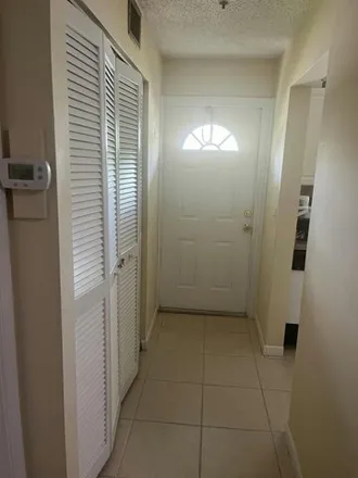 Image 3 - 9971 Sandalfoot Boulevard, Palm Beach County, FL 33428, USA - Condo for rent