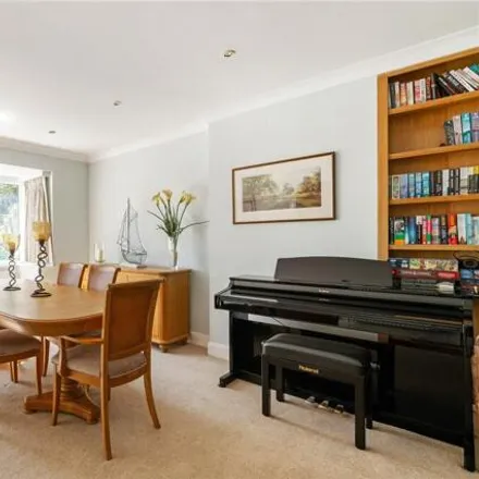 Image 4 - Wycombe Road, Marlow, SL7 1HD, United Kingdom - House for sale
