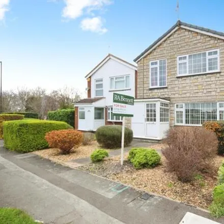 Buy this 3 bed house on Woodleigh Beeches in Guy's Cross Park Road, Warwick