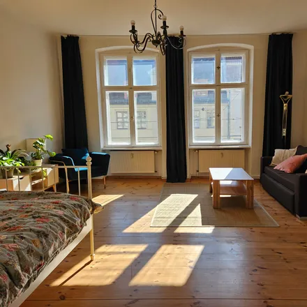 Rent this 2 bed apartment on Friedrich-Ebert-Straße 99 in 14467 Potsdam, Germany