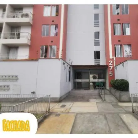Rent this 3 bed apartment on Avenida El Triunfo in San Juan de Miraflores, Lima Metropolitan Area 15829