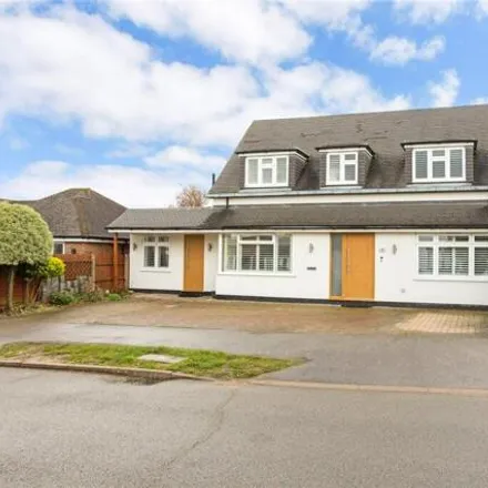 Buy this 4 bed house on Newlyn Close in Bricket Wood, AL2 3UP
