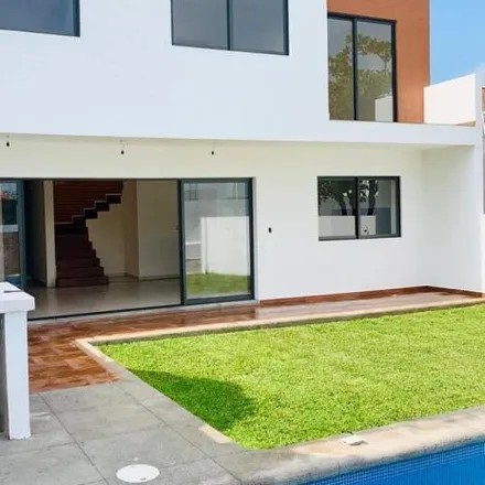Buy this studio house on Avenida de los Jardines in Villas El Seminario, 62766 Tezoyuca