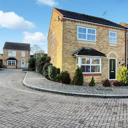 Rent this 4 bed house on Kestrel Close in Cottenham, CB24 8AW