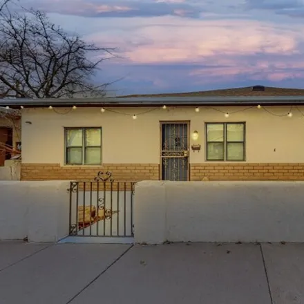 Buy this 3 bed house on 1549 7th Street Northwest in Albuquerque, NM 87102