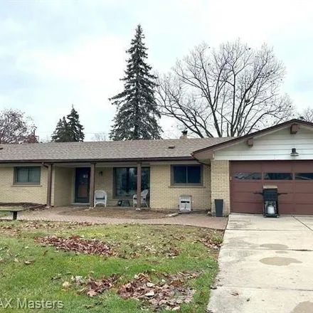 Buy this 4 bed house on 28633 Southpointe Road in Grosse Ile Township, MI 48138