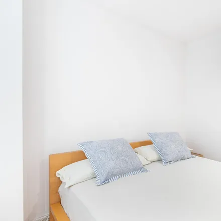 Rent this 1 bed apartment on Carrer de Provença in 183, 08001 Barcelona