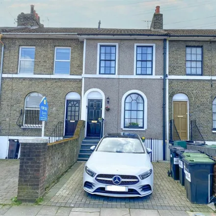 Buy this studio apartment on 63 Arthur Street in Gravesend, DA11 0SD