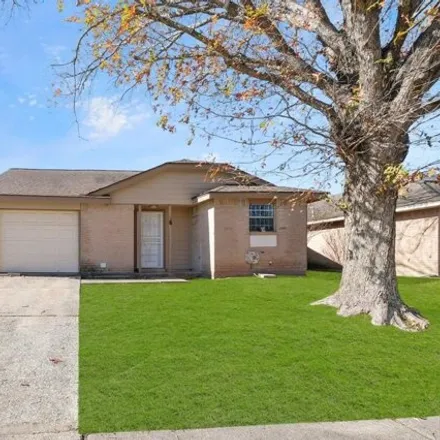 Buy this 2 bed house on 1481 Wrotham Lane in Harris County, TX 77530