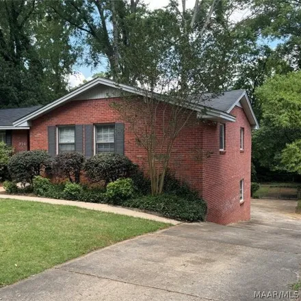 Buy this 3 bed house on 918 Green Forest Drive in Dalraida, Montgomery