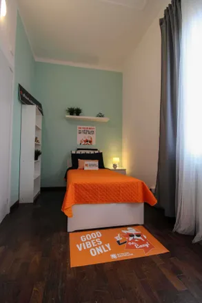 Rent this 4 bed room on SMILECLIN in Via Giuseppe Massarenti 23, 40138 Bologna BO