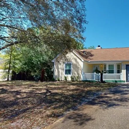 Buy this 3 bed house on 2171 Calle De Cantabria in Navarre, FL 32566