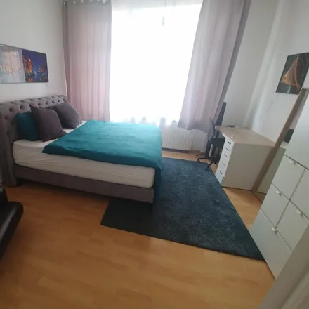 Rent this 6 bed apartment on Riedfeldstraße 27 in 68169 Mannheim, Germany