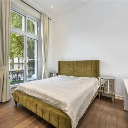 Image 7 - 108-132 Westbourne Terrace, London, W2 6BU, United Kingdom - Apartment for sale