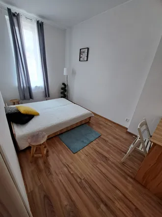 Rent this 6 bed room on Górna Wilda 91 in 61-571 Poznań, Poland