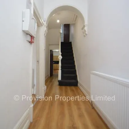 Rent this 6 bed townhouse on 5a Chestnut Avenue in Leeds, LS6 1BA