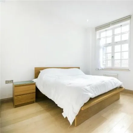 Image 5 - Bottega, Rivington Street, London, EC2A 3QB, United Kingdom - Room for rent
