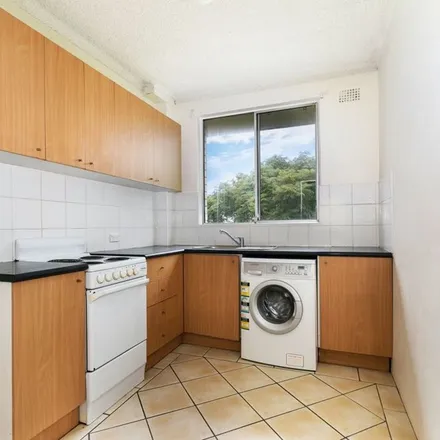 Rent this 2 bed apartment on Alice St at Pearl St in Alice Street, Newtown NSW 2042