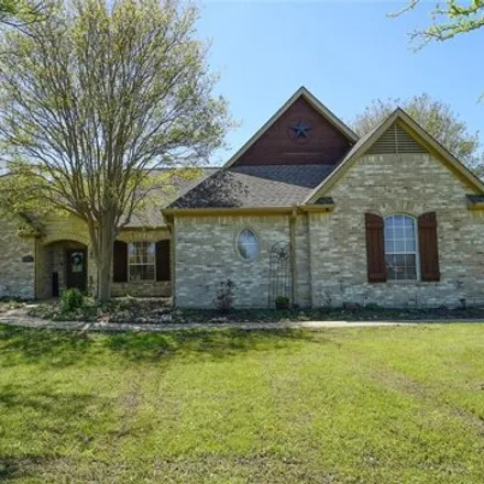 Buy this 3 bed house on Panorama Loop in Ellis County, TX 75165