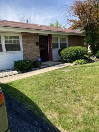 Buy this 3 bed house on 3253 Fountainbleau Drive in Hazel Crest, IL 60429