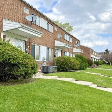 Buy this 2 bed townhouse on 833 McDougall Street in Detroit, MI 48207