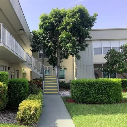 Rent this 2 bed condo on 23 Waterford Way in Palm Beach County, FL 33446