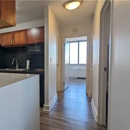 Image 6 - Metropolitan Condominiums, 600 East 8th Street, Downtown Kansas City, MO 64106, USA - Condo for sale