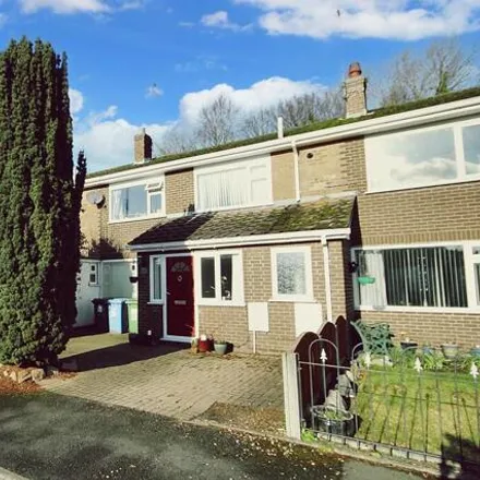 Buy this 3 bed townhouse on Cawthorne Avenue in Warrington, WA4 2LP