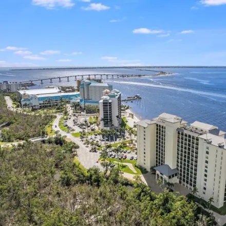 Buy this 3 bed condo on Harbour Tower Condominiums in 17080 Harbour Pointe Drive, Fort Myers Beach