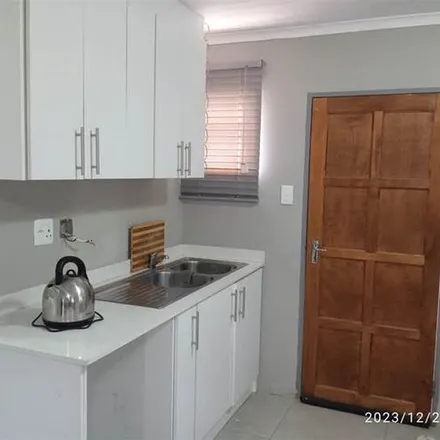 Image 2 - Engineering Close, Johannesburg Ward 96, Randburg, 2060, South Africa - Apartment for rent