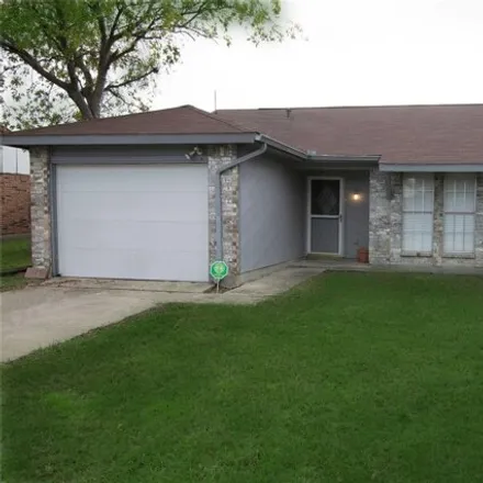Rent this 3 bed house on 102 Brockway Drive in Rockwall, TX 75032