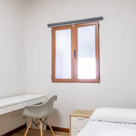 Rent this 8 bed room on Calle de Libreros in 20, 28801 Alcalá de Henares