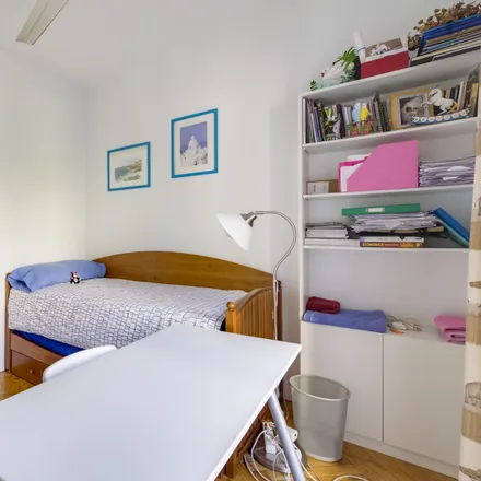Rent this 4 bed room on Calle Jiloca in 28016 Madrid, Spain